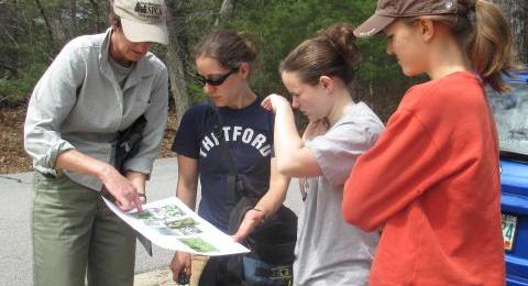 Ellen Snyder and volunteers